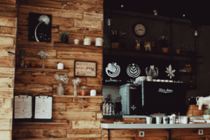 coffee shop that offers takeaway coffee cups